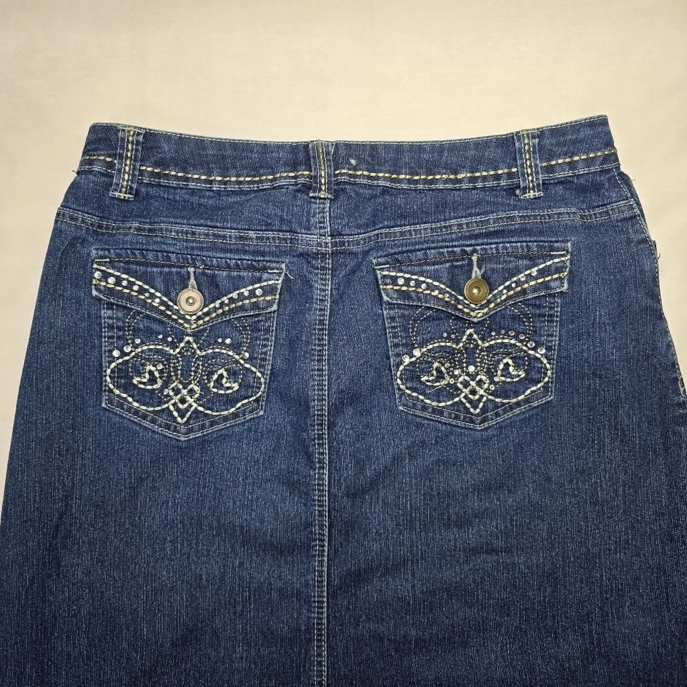 Cato Midwash Split Hem Midi  Denim Skirt Women's Size 10 - Picture 4 of 12